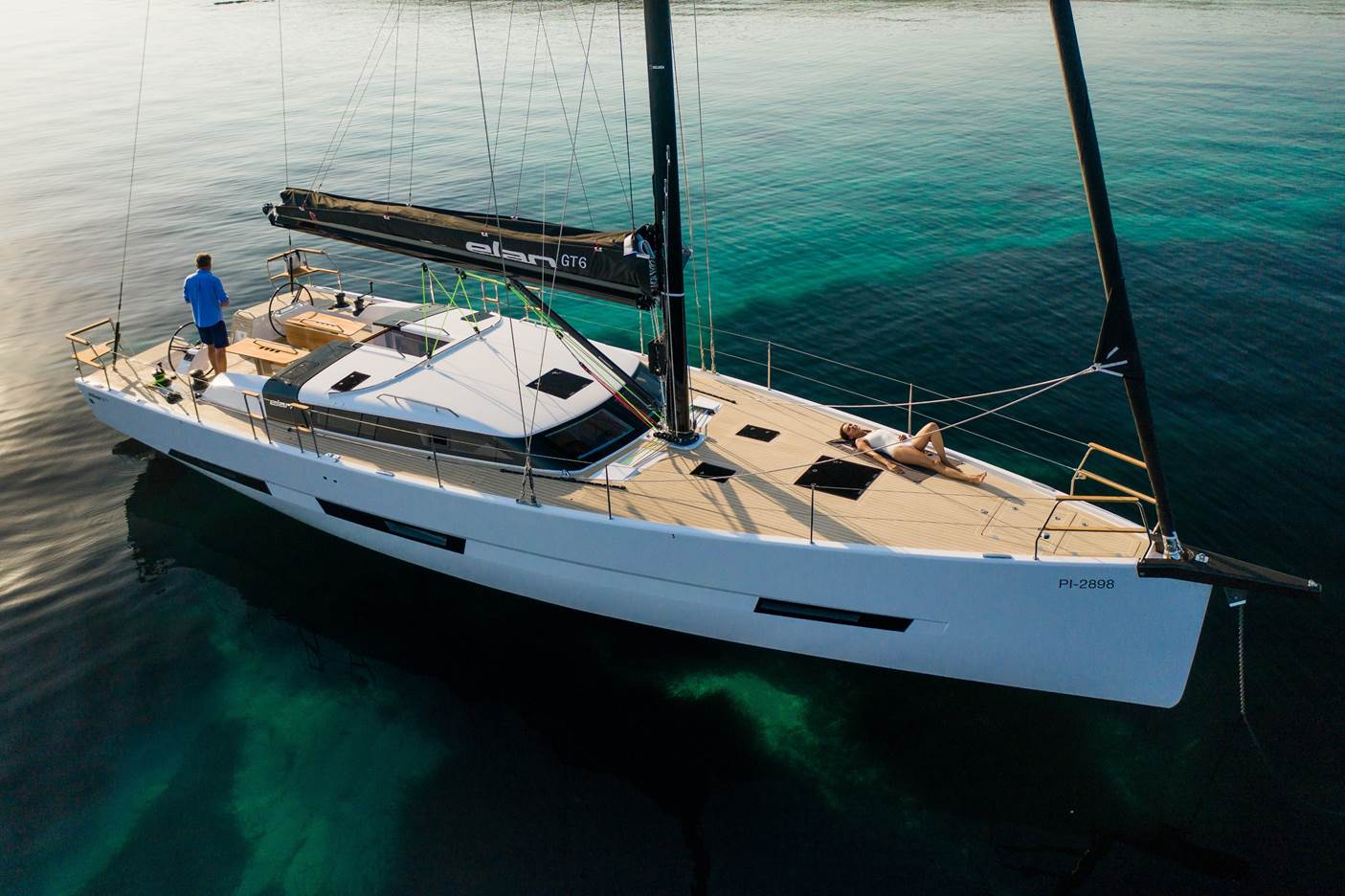 su ta��t�, ta��mak, nakletmek, d�� mekan, gemi i�eren bir resim

A��klama otomatik olarak olu�turuldu